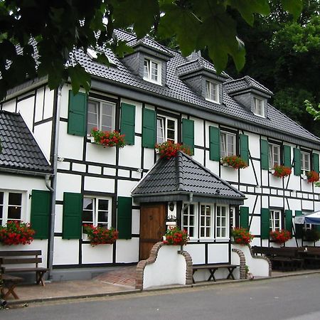 Wisskirchen Hotel & Restaurant Odenthal Exterior foto
