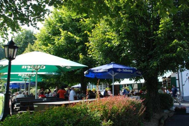 Wisskirchen Hotel & Restaurant Odenthal Exterior foto